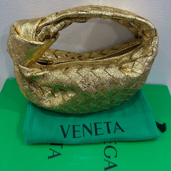 Bottega Veneta Metallic Gold Mini Jodie - Picture 3 of 4